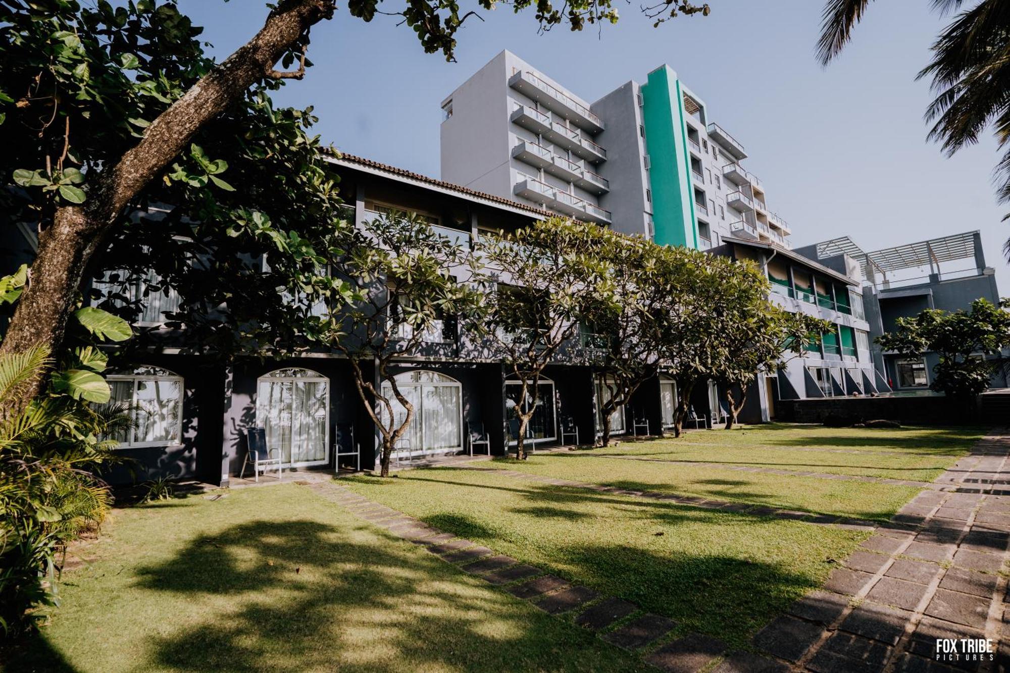 Hotel Earl'S Regent Negombo Exteriér fotografie